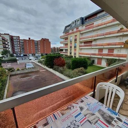 At 2 Steps From The And Proust Promenade Appartement Cabourg
