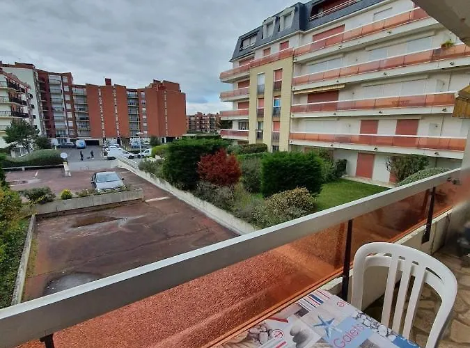 At 2 Steps From The And Proust Promenade Διαμέρισμα Cabourg